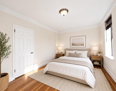 105 Pinehurst Avenue - Photo Thumbnail 5