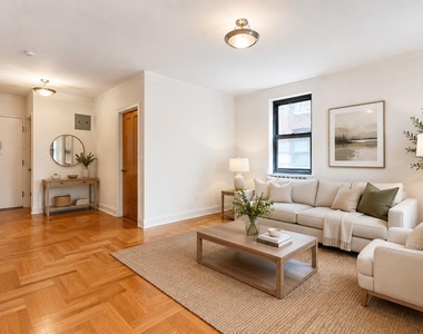 700 Fort Washington Avenue - Photo Thumbnail 2