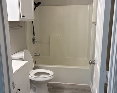 736 Morningside Lane - Photo Thumbnail 20