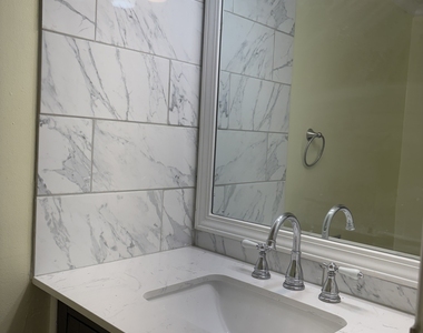 132 Inlet Reach Circle - Photo Thumbnail 8