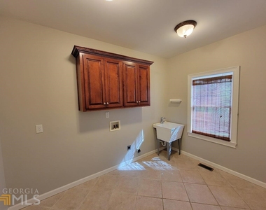 125 Farmington Drive - Photo Thumbnail 16