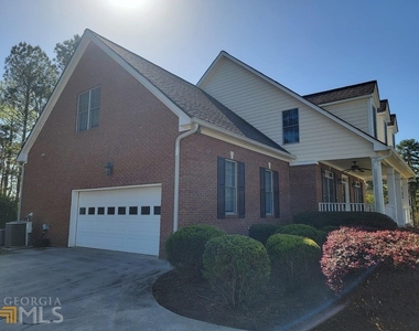 125 Farmington Drive - Photo Thumbnail 2