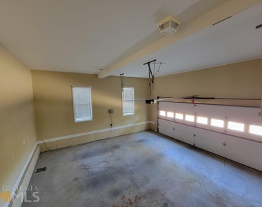 125 Farmington Drive - Photo Thumbnail 17