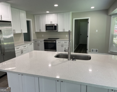 160 Shoal Creek Road - Photo Thumbnail 8
