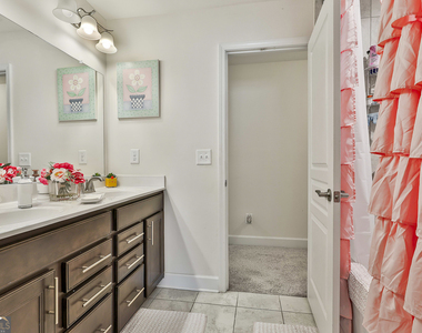 435 Park Haven Lane - Photo Thumbnail 44