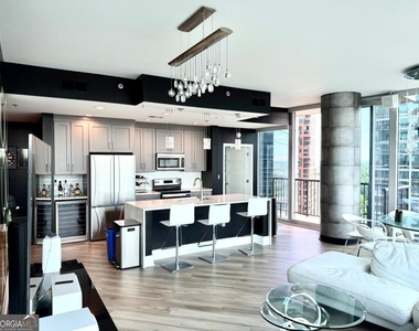 1080 Peachtree Street Ne - Photo Thumbnail 8