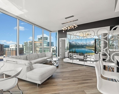 1080 Peachtree Street Ne - Photo Thumbnail 2