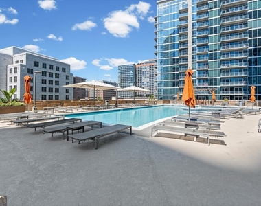1080 Peachtree Street Ne - Photo Thumbnail 26
