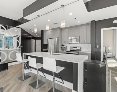 1080 Peachtree Street Ne - Photo Thumbnail 10