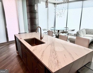 1080 Peachtree Street Ne - Photo Thumbnail 19