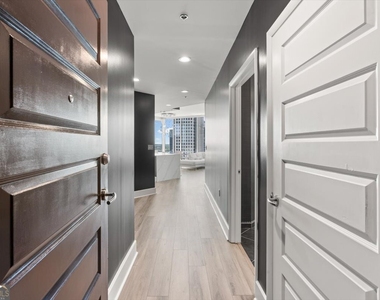 1080 Peachtree Street Ne - Photo Thumbnail 23