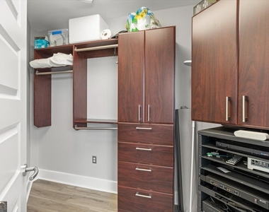 1080 Peachtree Street Ne - Photo Thumbnail 21