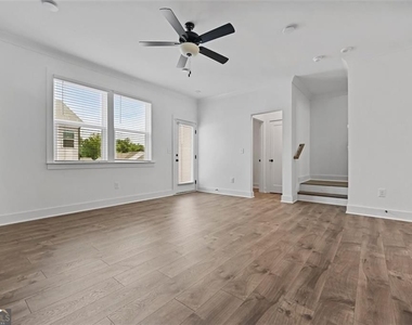 3381 Macaiva Alley - Photo Thumbnail 11