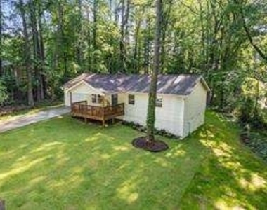 2856 Bay Leaf Drive Se - Photo Thumbnail 4