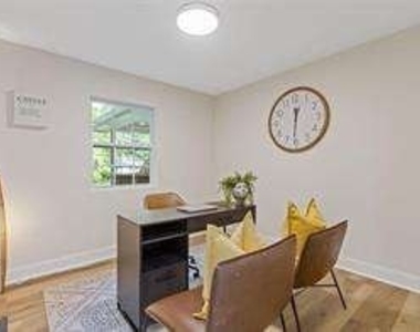 2856 Bay Leaf Drive Se - Photo Thumbnail 12