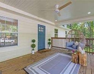 2856 Bay Leaf Drive Se - Photo Thumbnail 24