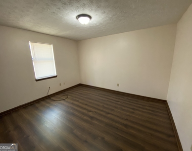 129 Tanglewood Drive - Photo Thumbnail 12