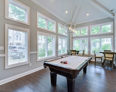 103 Crown Ct - Photo Thumbnail 29