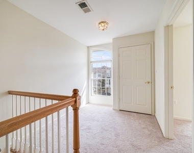 103 Crown Ct - Photo Thumbnail 22