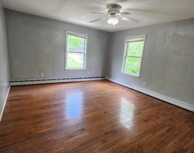 306 Nariticong Ave - Photo Thumbnail 12