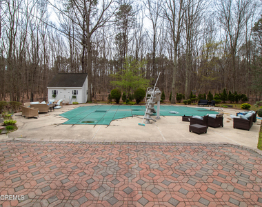 845 Woodbury Drive - Photo Thumbnail 22