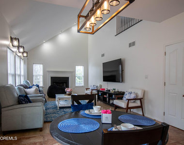 845 Woodbury Drive - Photo Thumbnail 7