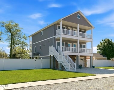 632 Drum Point Road - Photo Thumbnail 1