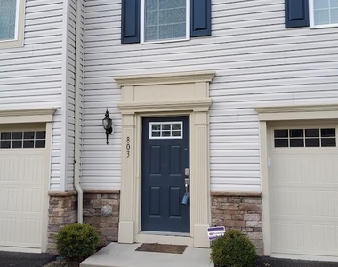 803 Mississippi Street - Photo Thumbnail 1