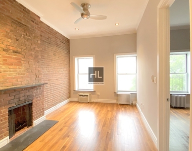 Hudson St. - Photo Thumbnail 1