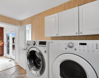 1008 4th Avenue - Photo Thumbnail 7