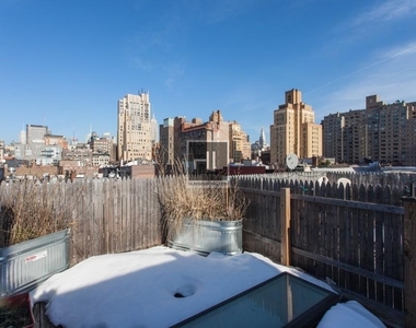 West 14th Street - Photo Thumbnail 9