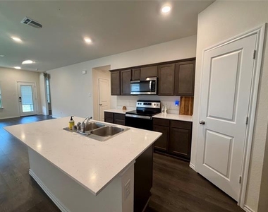 3324 Price Trail - Photo Thumbnail 3