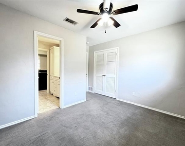 3801 Grifbrick Drive - Photo Thumbnail 16