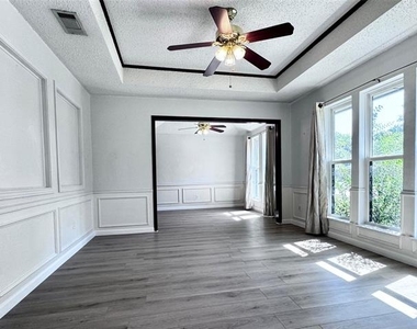 3801 Grifbrick Drive - Photo Thumbnail 2