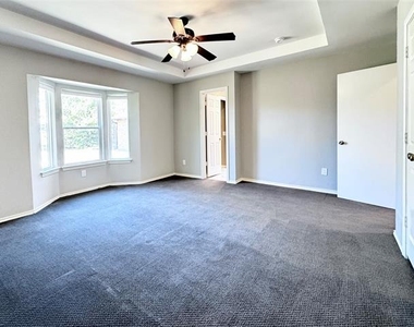 3801 Grifbrick Drive - Photo Thumbnail 23