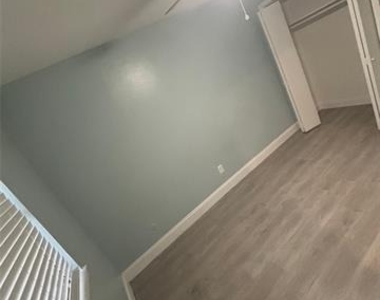 301 Rolston Road - Photo Thumbnail 6