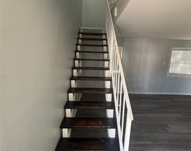 301 Rolston Road - Photo Thumbnail 3