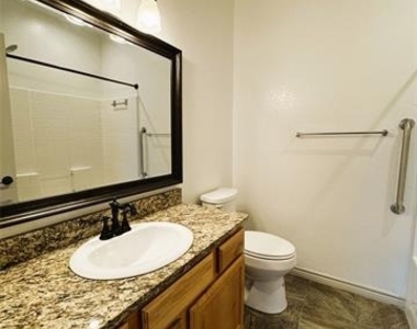 212 Lasso Circle - Photo Thumbnail 13