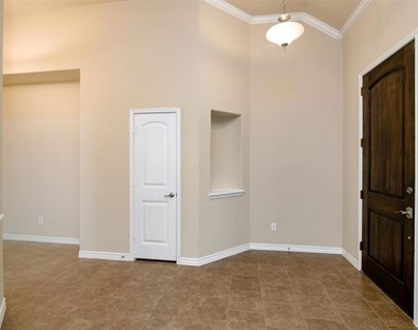 129 Griffin Avenue - Photo Thumbnail 4