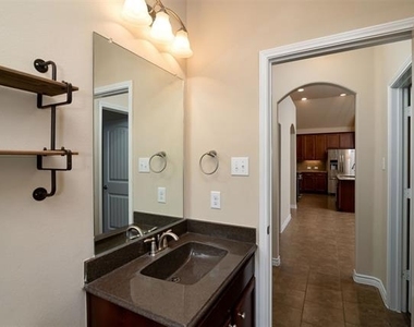 129 Griffin Avenue - Photo Thumbnail 21