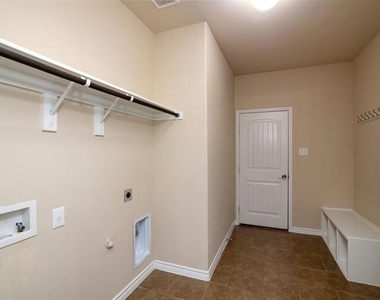 129 Griffin Avenue - Photo Thumbnail 22