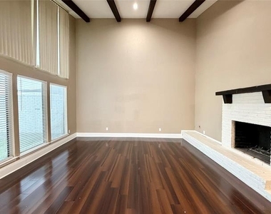 108 Trellis Place - Photo Thumbnail 3
