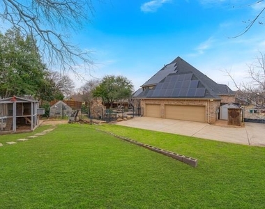 109 Meadowlands Drive - Photo Thumbnail 37
