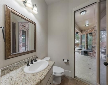 109 Meadowlands Drive - Photo Thumbnail 30