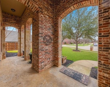 109 Meadowlands Drive - Photo Thumbnail 1