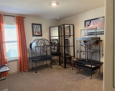 2204 Kansas Street - Photo Thumbnail 23