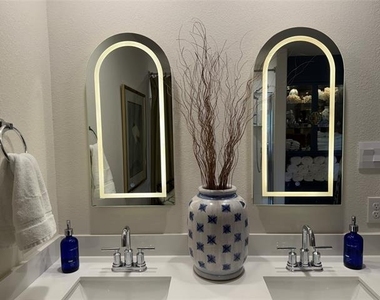 2204 Kansas Street - Photo Thumbnail 13