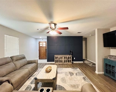 856 Poncho Lane - Photo Thumbnail 3