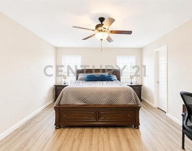 856 Poncho Lane - Photo Thumbnail 15