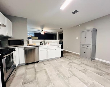 856 Poncho Lane - Photo Thumbnail 11